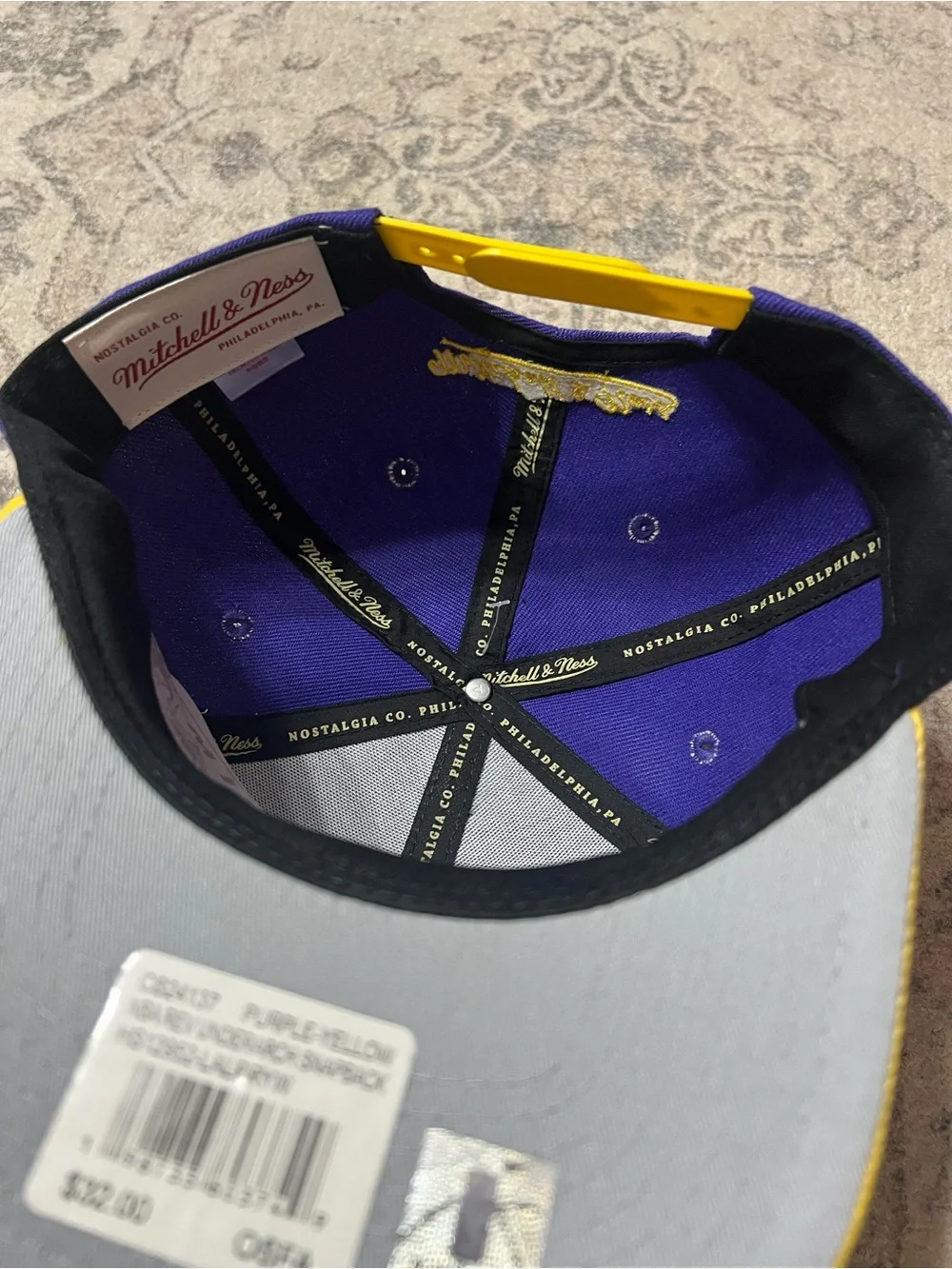 purple and gold Mitchell & Ness Los Angeles Lakers snapback NBA
